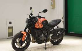 TRIUMPH TRIDENT 660 2023