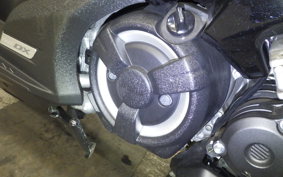 YAMAHA T-MAX 530 DX 2019 SJ15J