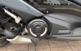 YAMAHA T-MAX 560 A TECHMAX 2021 SJ19J