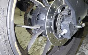 SUZUKI ｼﾞｸｻｰ250 2001 ED22Y