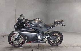 YAMAHA YZF-R125 RE06