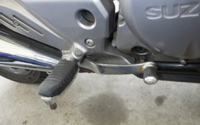 SUZUKI GSR250F