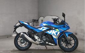 SUZUKI GSX250R DN11A