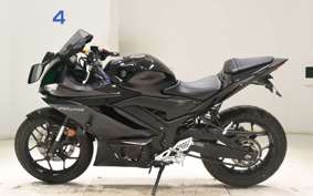 YAMAHA YZF-R25 A 2022 RG74J