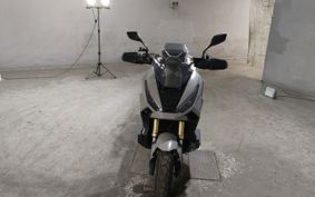 HONDA X-ADV 750 2025 RH21