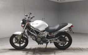 HONDA VTR 250 MC33