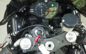 YAMAHA YZF-R1 2010 RN24J