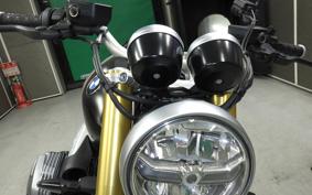 BMW R NINE T 2021