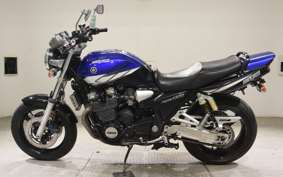 YAMAHA XJR1300 2004 RP03J