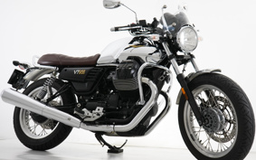 MOTO GUZZI V7 アニベルサリオ 2017