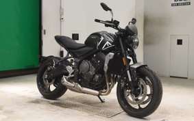 TRIUMPH TRIDENT 660 2021