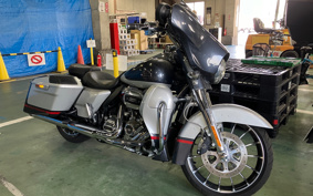 HARLEY FLHXSE CVO PXL