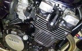 YAMAHA XJR1200 1997 4KG