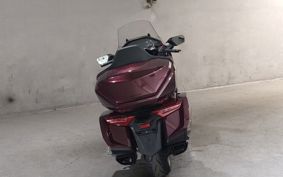 HONDA GL1800 TOUR DCT SC79