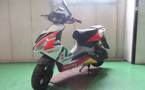 APRILIA SR50