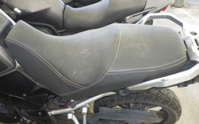 SUZUKI DL1000 ( V-Strom 1000 ) A