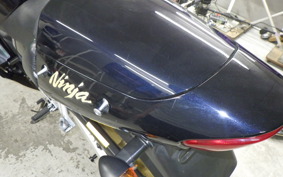 KAWASAKI ZX 1200 NINJA R 2003 ZXT20B