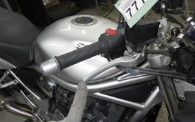 SUZUKI BANDIT 1200 2001 GV77A
