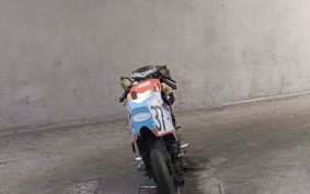 APRILIA RS125R ..