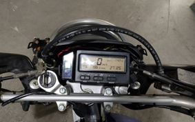 SUZUKI DJEBEL250XC SJ45A