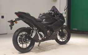 SUZUKI ジクサー250SF