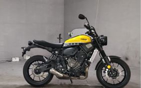 YAMAHA XSR700 2018 RM11
