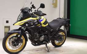 SUZUKI DL650 ( V-Strom 650 ) XTA 2022 C733A