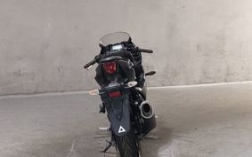 SUZUKI GSX-R125 DL33B