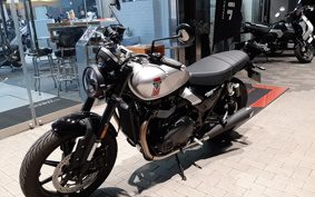 TRIUMPH TRIUMPH  SPEED  TWIN 900 2025 DPOG26
