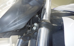 SUZUKI ｸﾞﾗﾃﾞｨｳｽ400 2018 VK58A