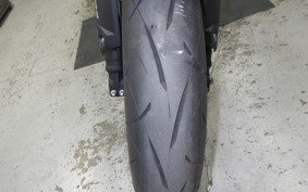 HONDA CB650R E-Clutch 2025 RH17