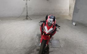 HONDA CBR250RR MC51