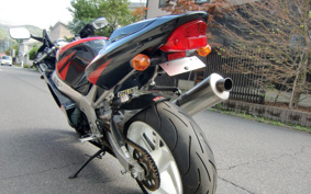 SUZUKI GSX-R1000 2001 GT74A