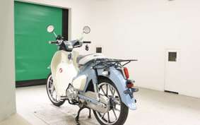 HONDA C125 SUPER CUB
