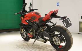 DUCATI STREETFIGHTER V4 S 2024