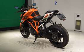 KTM 1290 SUPER DUKE R 2015
