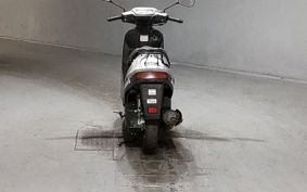 SUZUKI ADDRESS V100 CE13A