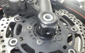 KAWASAKI ER600 N 2013