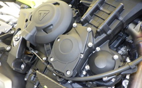 TRIUMPH STREET TRIPLE RS 2023