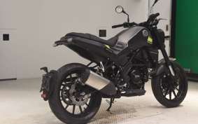 BENELLI レオンチーノ250