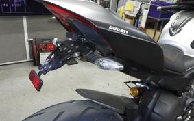 DUCATI STREETFIGHTER V4 SP 2022