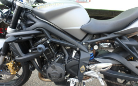 TRIUMPH STREET TRIPLE R 2010 TMD416