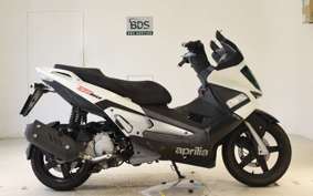 APRILIA SR MAX 125