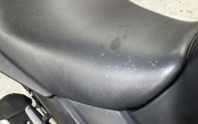 YAMAHA FZ25