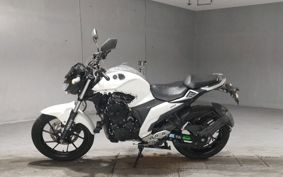 YAMAHA FZ25 RG42