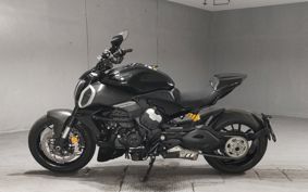 DUCATI DIAVEL V4 2024 3G00AA