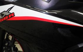 SUZUKI GSX250RA