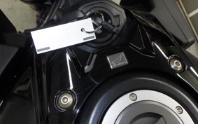 HONDA CB650R E-Clutch 2025 RH17