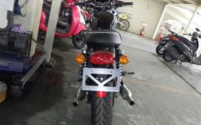 TRIUMPH BONNEVILLE T100 2025