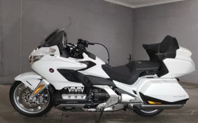 HONDA GL1800 TOUR DCT SC79